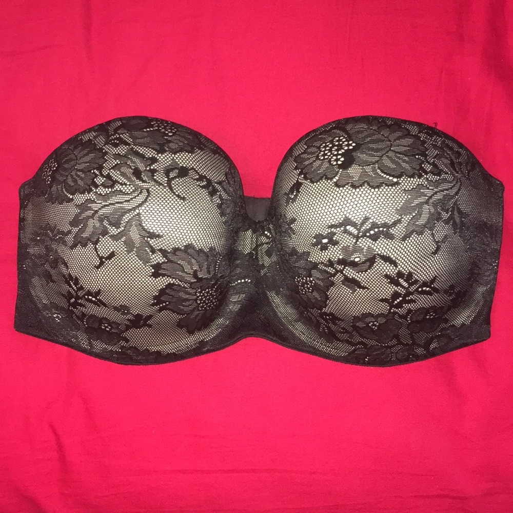 Black Flower pattern Strapless Bra